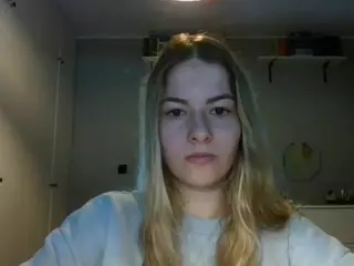 RosieJune's Live Sex Cam Show