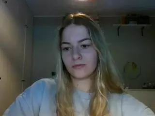 RosieJune's Live Sex Cam Show