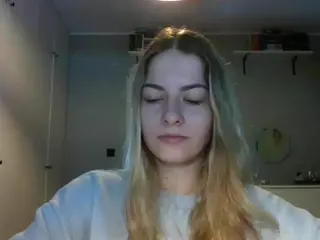 RosieJune's Live Sex Cam Show