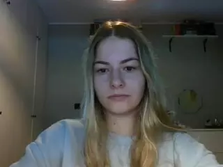 RosieJune's Live Sex Cam Show