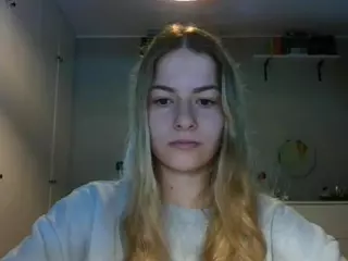 RosieJune's Live Sex Cam Show