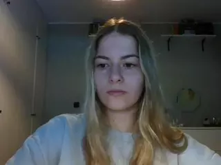 RosieJune's Live Sex Cam Show