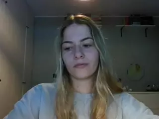 RosieJune's Live Sex Cam Show