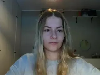 RosieJune's Live Sex Cam Show