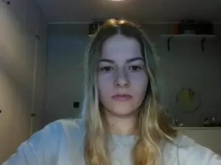 RosieJune's Live Sex Cam Show