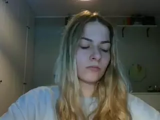 RosieJune's Live Sex Cam Show