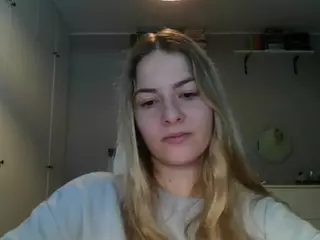 RosieJune's Live Sex Cam Show