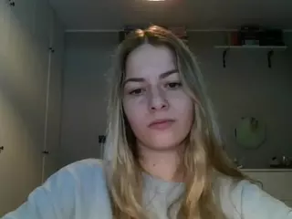 RosieJune's Live Sex Cam Show