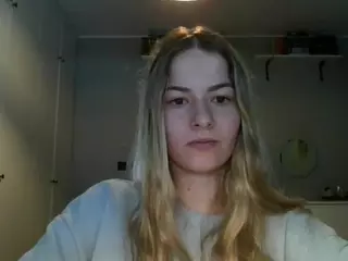 RosieJune's Live Sex Cam Show