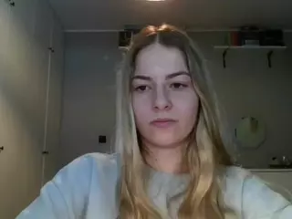 RosieJune's Live Sex Cam Show