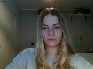 RosieJune's Live Sex Cam Show