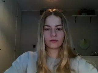 RosieJune's Live Sex Cam Show