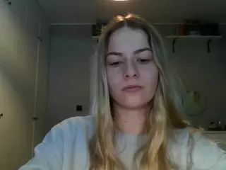 RosieJune's Live Sex Cam Show