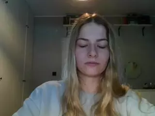 RosieJune's Live Sex Cam Show