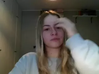 RosieJune's Live Sex Cam Show