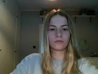 RosieJune's Live Sex Cam Show
