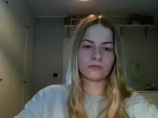 RosieJune's Live Sex Cam Show