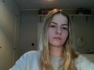 RosieJune's Live Sex Cam Show