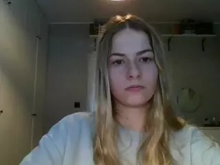 RosieJune's Live Sex Cam Show