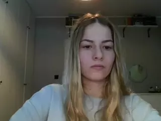 RosieJune's Live Sex Cam Show