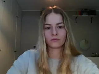 RosieJune's Live Sex Cam Show