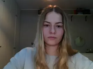 RosieJune's Live Sex Cam Show