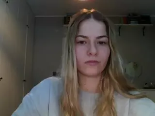 RosieJune's Live Sex Cam Show