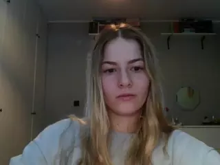 RosieJune's Live Sex Cam Show