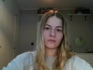 RosieJune's Live Sex Cam Show