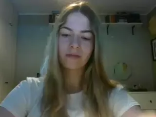 RosieJune's Live Sex Cam Show