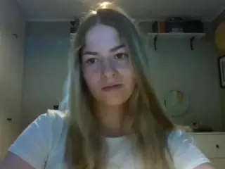 RosieJune's Live Sex Cam Show