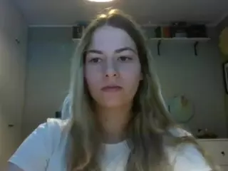 RosieJune's Live Sex Cam Show