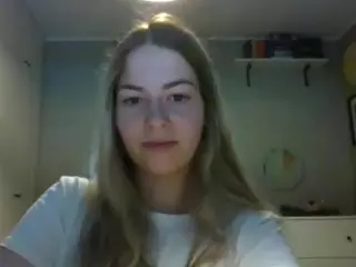 RosieJune's Live Sex Cam Show