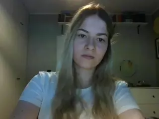 RosieJune's Live Sex Cam Show