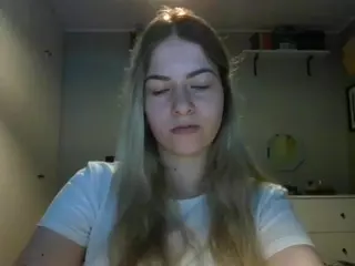 RosieJune's Live Sex Cam Show