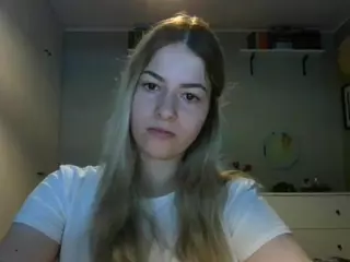 RosieJune's Live Sex Cam Show