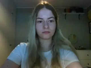 RosieJune's Live Sex Cam Show