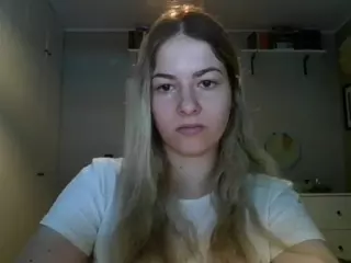 RosieJune's Live Sex Cam Show