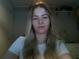 RosieJune's Live Sex Cam Show