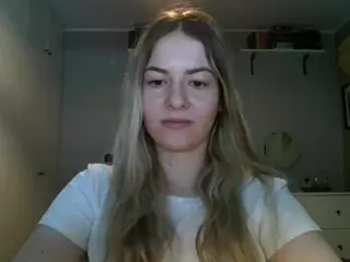 RosieJune's Live Sex Cam Show