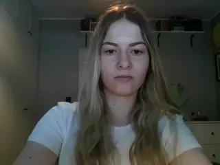 RosieJune's Live Sex Cam Show