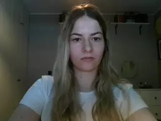 RosieJune's Live Sex Cam Show