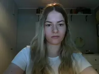 RosieJune's Live Sex Cam Show