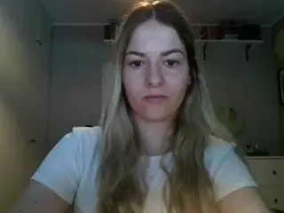 RosieJune's Live Sex Cam Show