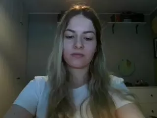 RosieJune's Live Sex Cam Show