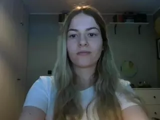 RosieJune's Live Sex Cam Show