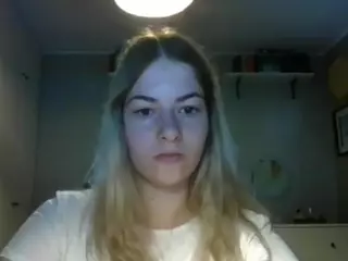 RosieJune's Live Sex Cam Show