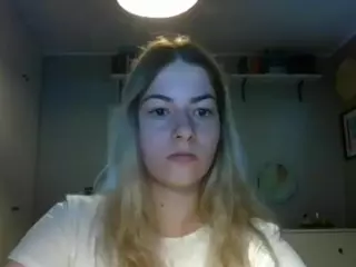 RosieJune's Live Sex Cam Show