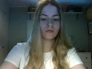 RosieJune's Live Sex Cam Show