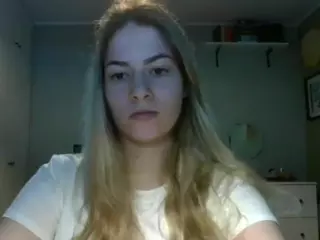 RosieJune's Live Sex Cam Show